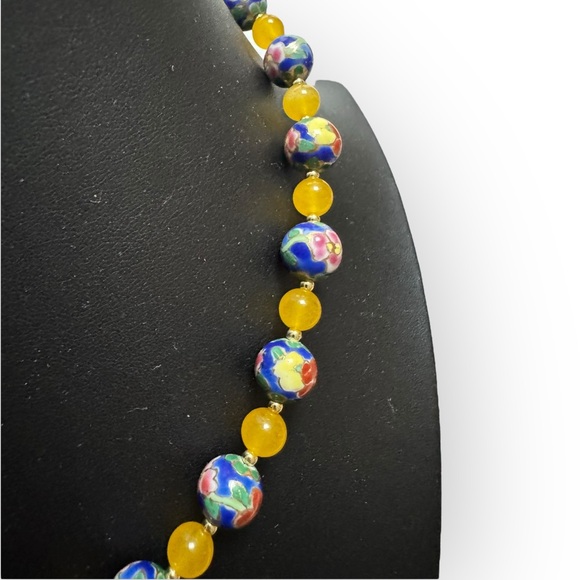 ARTISAN Honey Jade and Hand-Painted Bead Necklace w/18k gold filled beads. - Picture 9 of 11